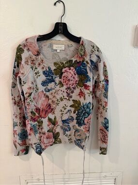 Angel Of The North Floral Crewneck Sweater in Pink, Blue, Green